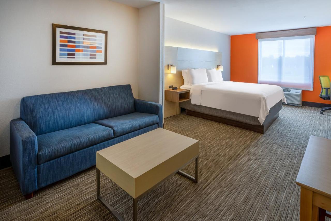 Holiday Inn Express Hotel & Suites Salisbury - Delmar By Ihg Exterior photo