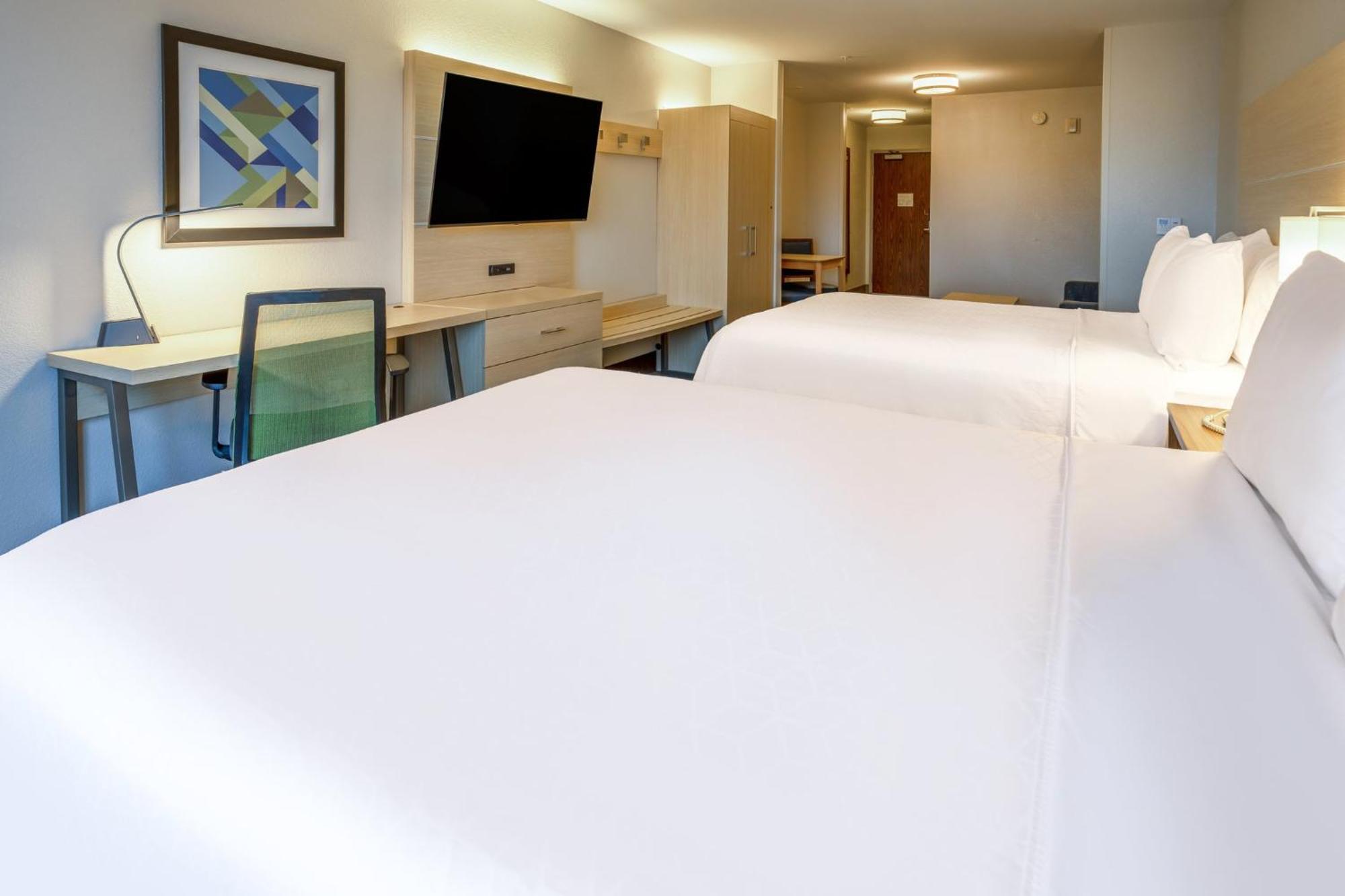 Holiday Inn Express Hotel & Suites Salisbury - Delmar By Ihg Exterior photo